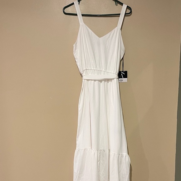 Simply Vera Vera Wang Embroidered Hem Maxi Tank Dress White Size Med Boho Chic - Picture 3 of 12